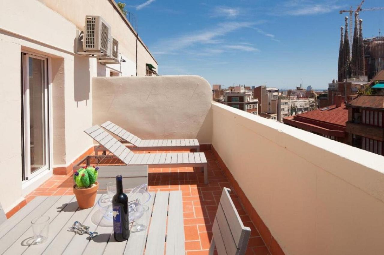 Ola Living Sagrada Familia Apartment Barcelona Bagian luar foto